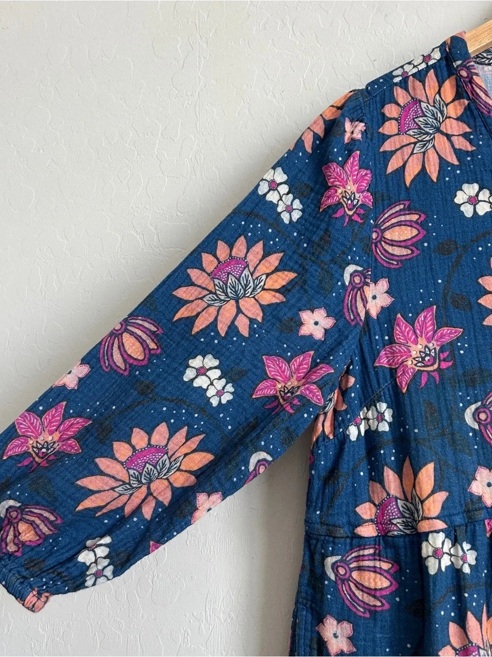 Marine Layer Midi Dress XL Gauzy Pockets Long Sleeve Batik Floral Blue *READ* - Picture 4 of 15